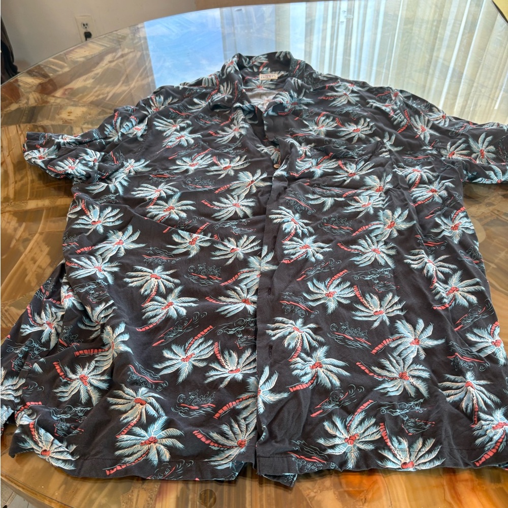 Faherty Blue and Red Feather Pattern Shirt